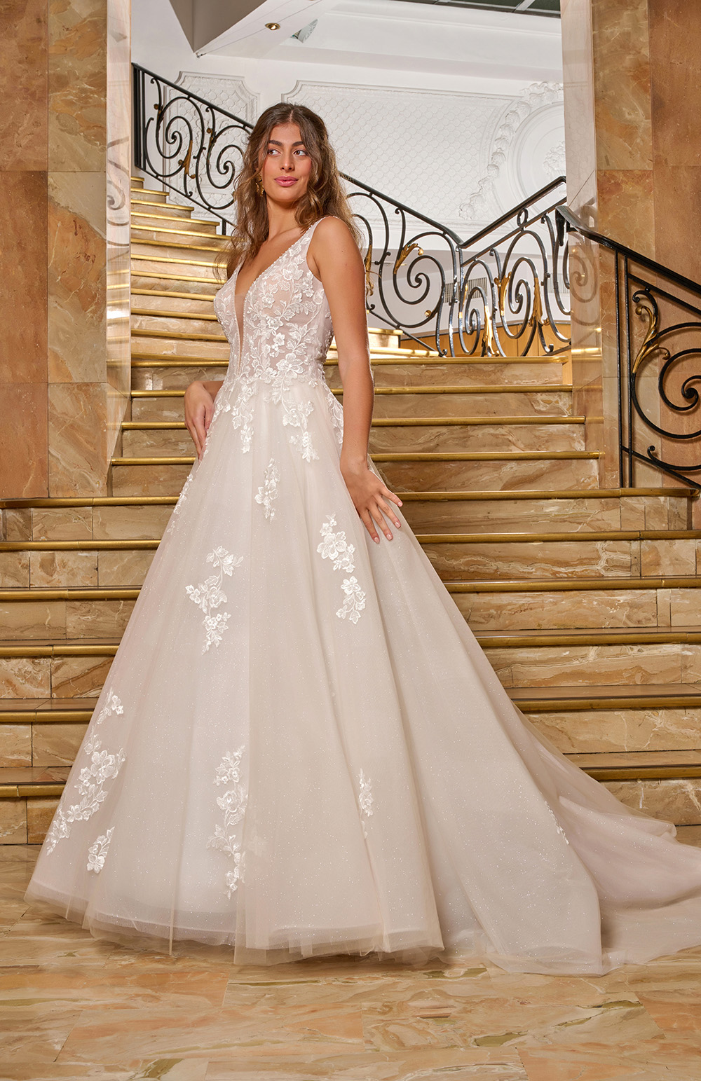 Amadora — Rose Angel